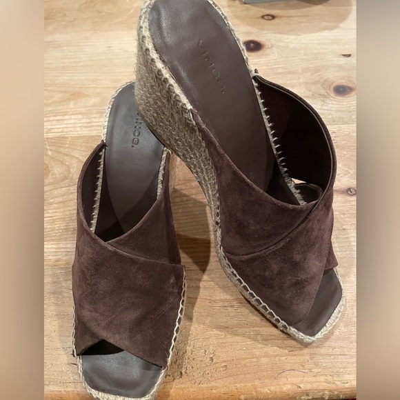NWT VINCE Gaelan Brown Suede Wedge Espadrille Sandals 9M - Picture 1 of 8